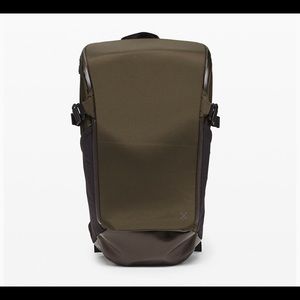 Lululemon More Miles Backpack 
25.5L"